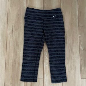 Nike leggings